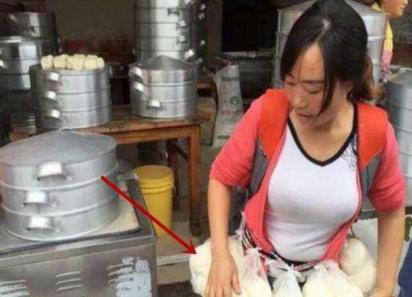 杭州女子愛心饅頭不再送，只因人們實(shí)在太貪婪！