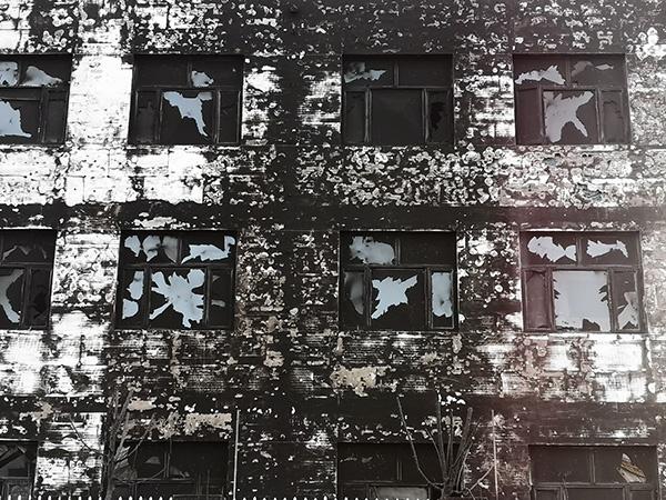 張家口燃爆事故24小時(shí)：父子一起開(kāi)貨車，兒子逃生父親遇難