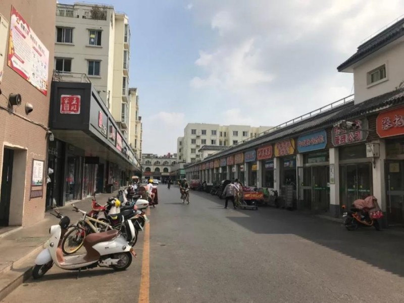 李芳常去的化妝店所在街道。葉雯/攝