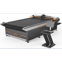 寧波潤(rùn)金不干膠車(chē)貼柔性材料裁剪機(jī)