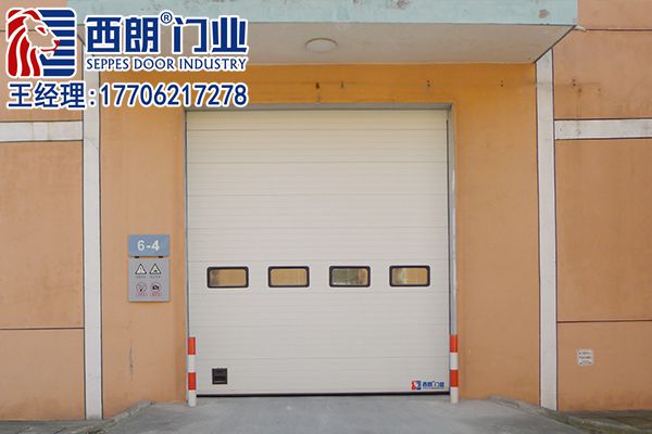  蘇州倉庫裝卸貨電動提升門