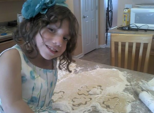 現實版孤兒怨VS電影版《孤兒怨》現實永遠比電影更恐怖，太嚇人了！