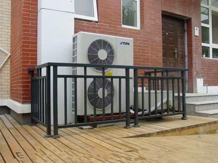 空調(diào)護欄3