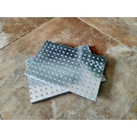 抗爆板施工過(guò)程中的注意事項(xiàng)