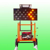 拖掛式交通標志車 高速公路太陽能施工導向車報價